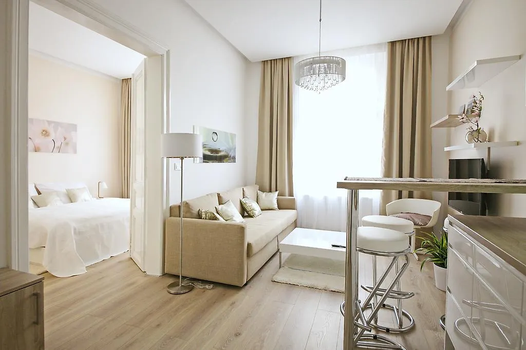 Apartment Luxury Center Apt. Charles Bridge Walking Distance Prague