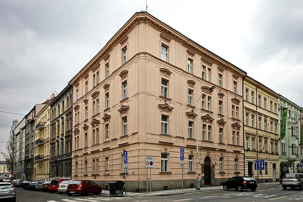 Luxury Center Apt. Charles Bridge Walking Distance location